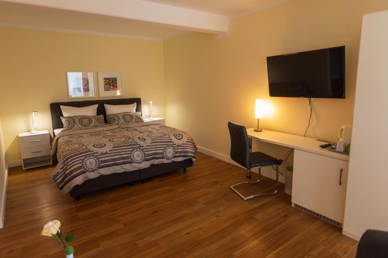 Landhotel Gillenfelder Hof Ngoại thất bức ảnh