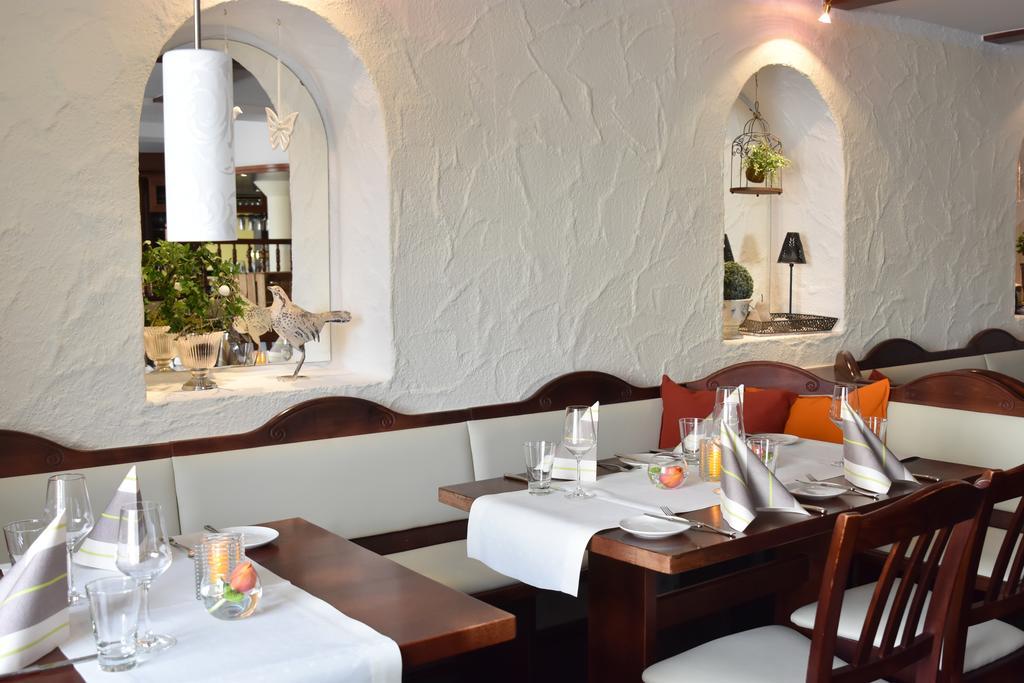 Landhotel Gillenfelder Hof Ngoại thất bức ảnh